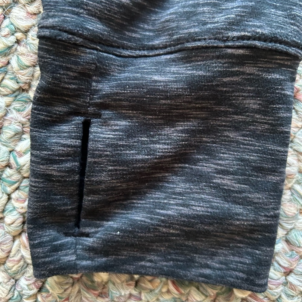 NORTH FACE zip up lightweight hoodie - Picture 4 of 12